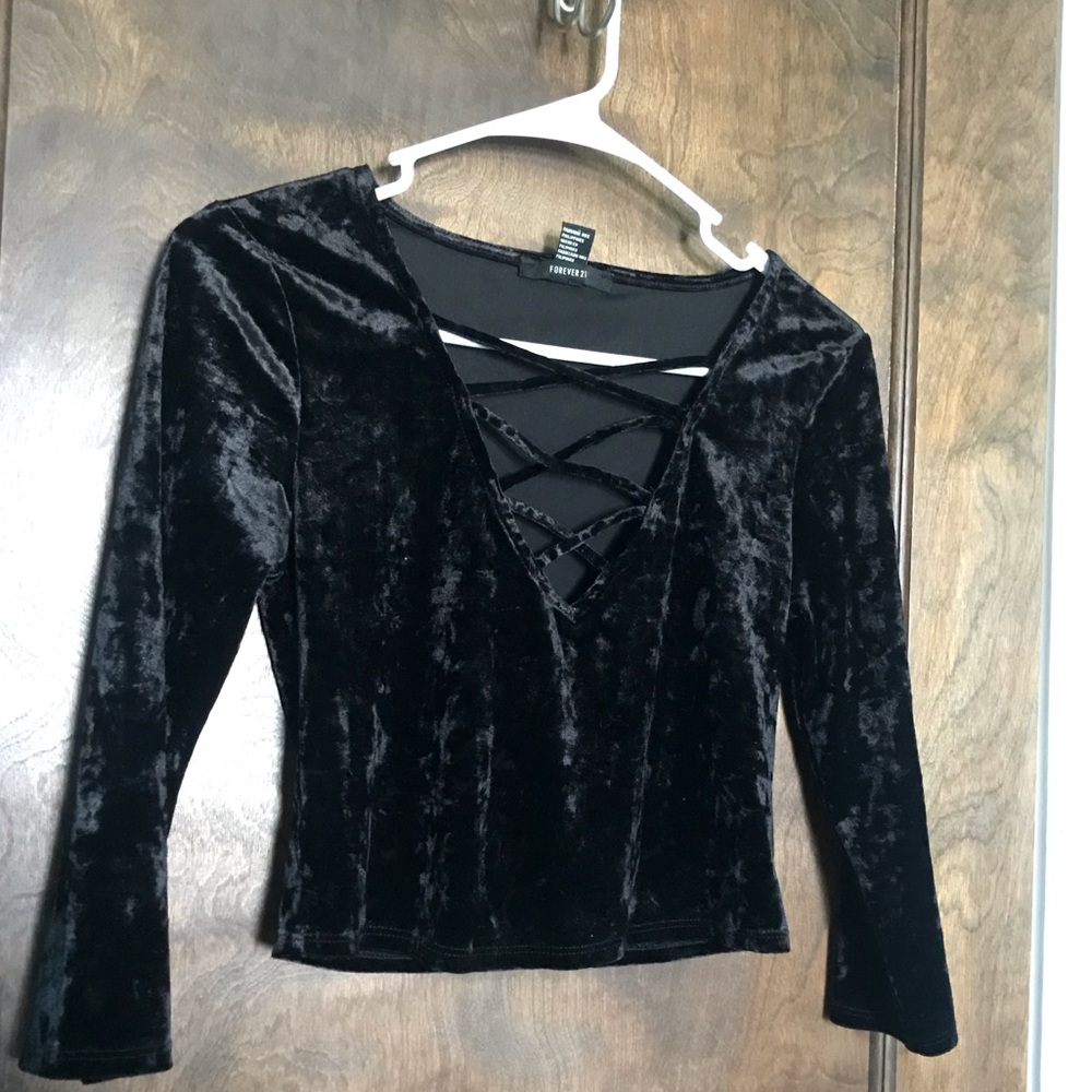 Black Crushed Velvet Crop Top